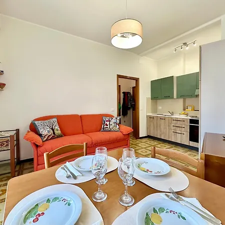 Dimora Concept - Casa Miri - Comodo Al Mare E Servizi Apartamento Finale Ligure